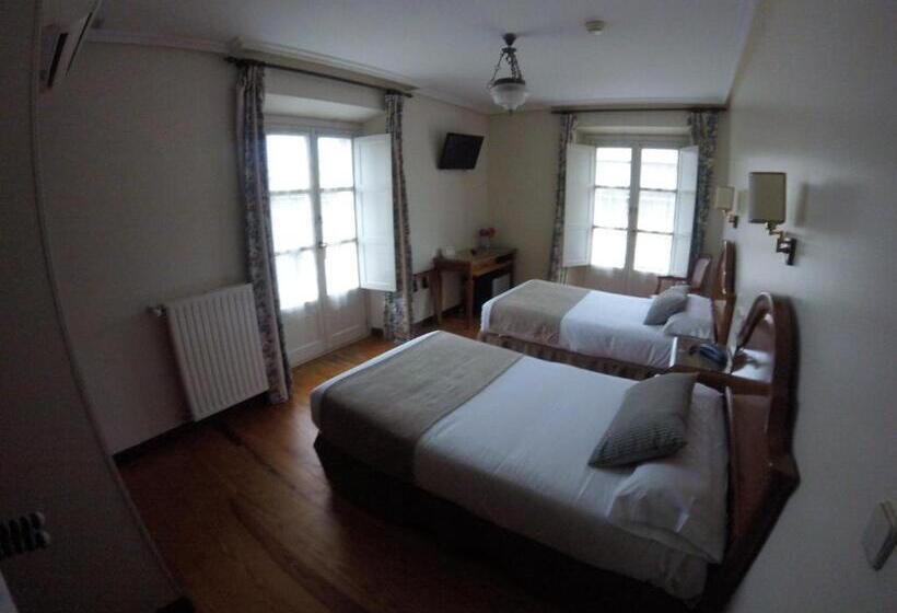 Hotel Asturias