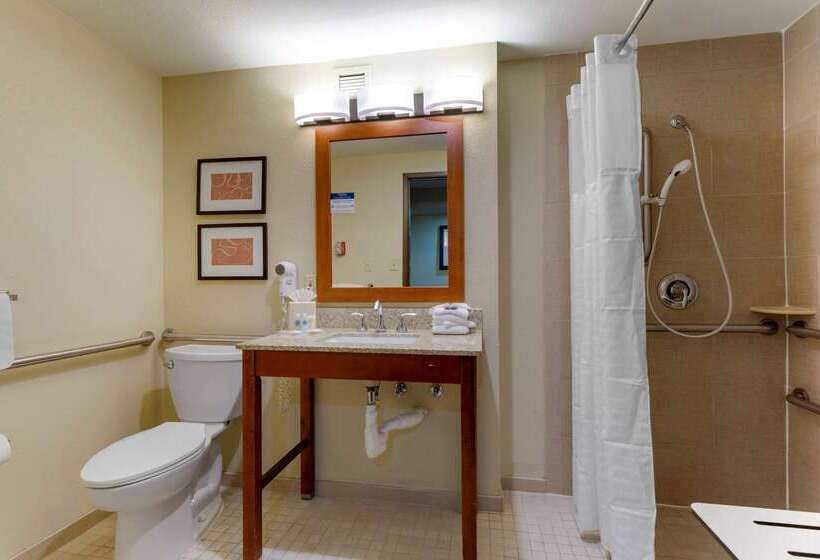 فندق Comfort Suites Fredericksburg South