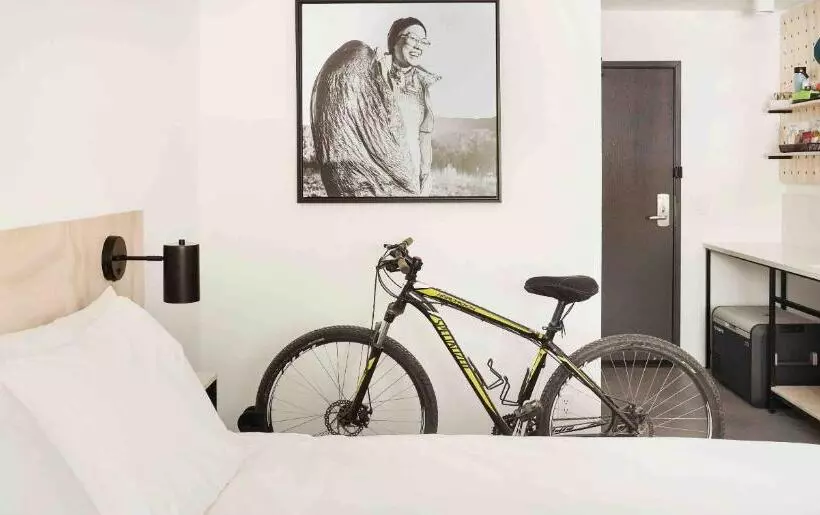 ホテル Field Station Joshua Tree