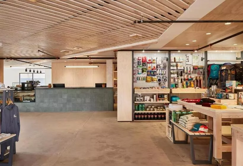 ホテル Field Station Joshua Tree