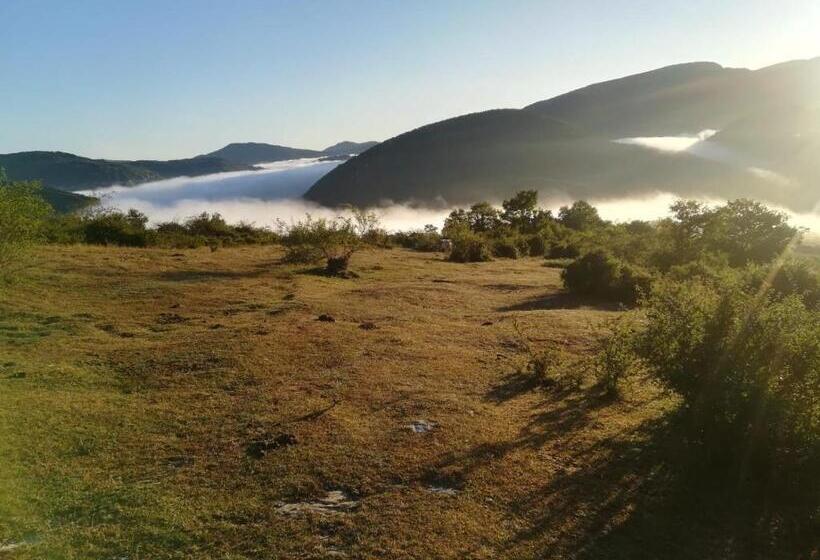 Отель Hostal Arostegui