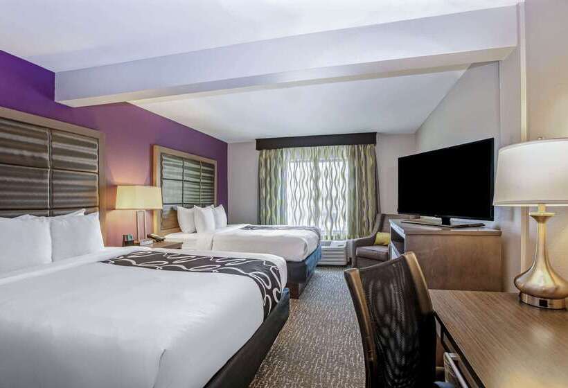 فندق La Quinta By Wyndham Kearney