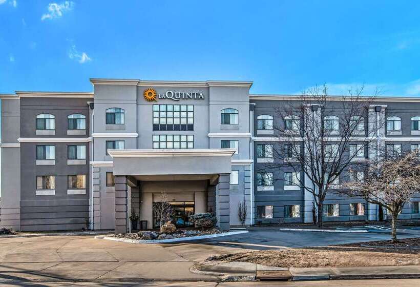 فندق La Quinta By Wyndham Kearney