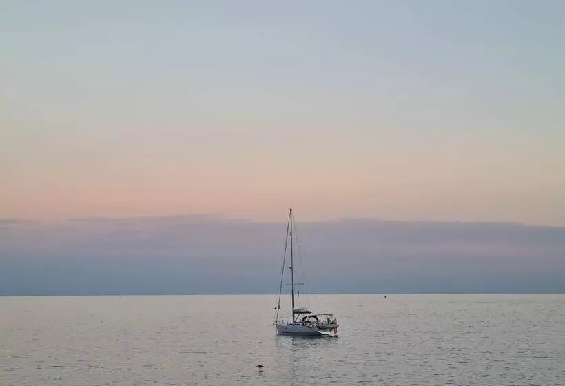 هتل Maxcaly Playa