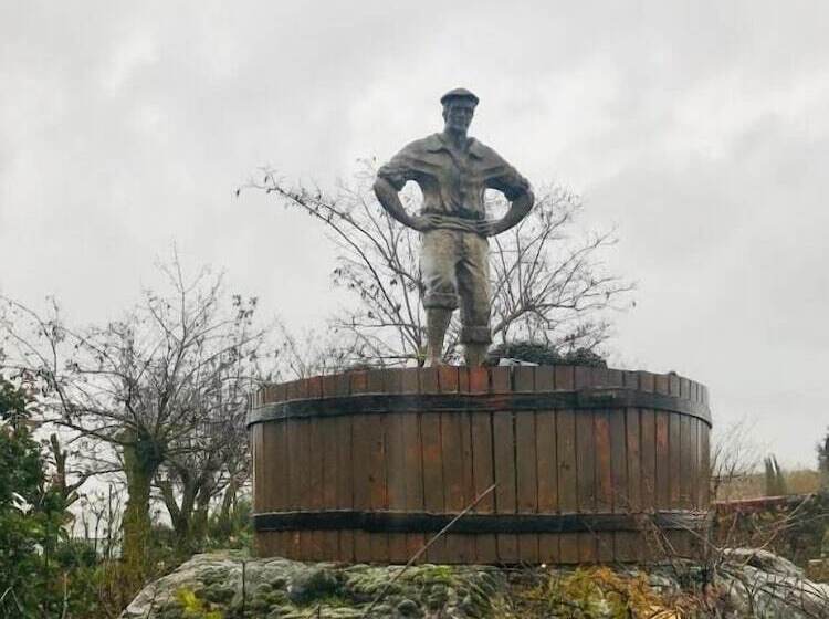 هتل Portal De La Rioja