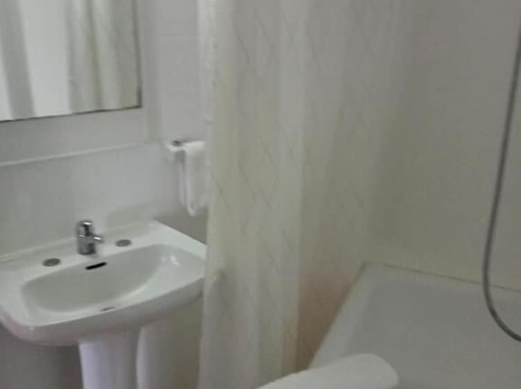 هتل Portal De La Rioja