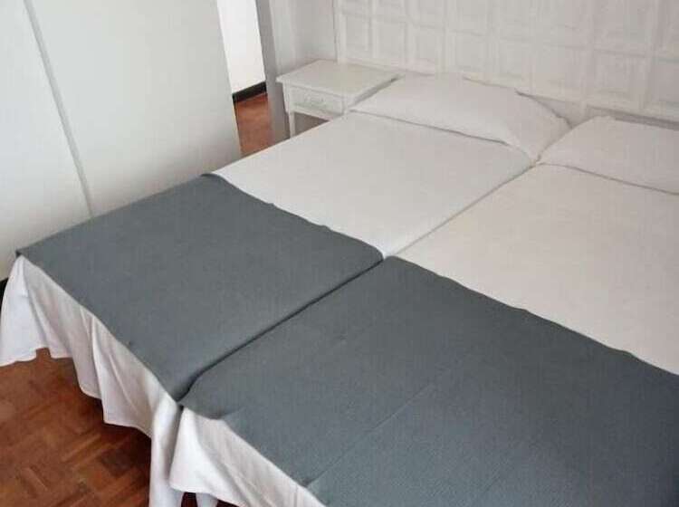 هتل Portal De La Rioja