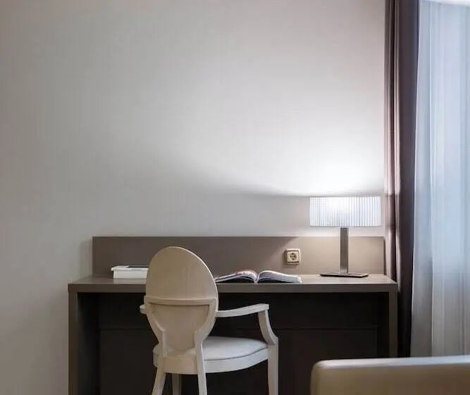 Hotelli Sb Ciutat Tarragona
