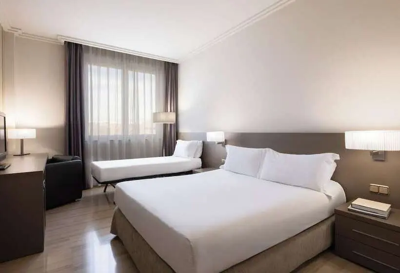 Hotelli Sb Ciutat Tarragona