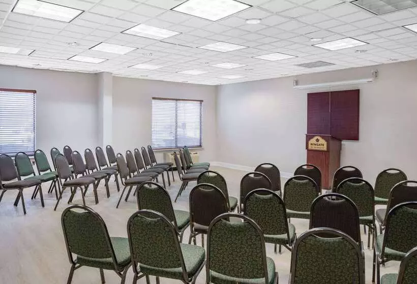 ホテル Wingate By Wyndham Atlanta Duluth