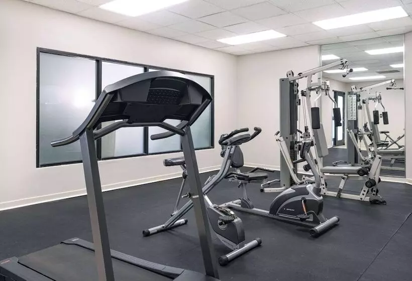 ホテル Wingate By Wyndham Atlanta Duluth