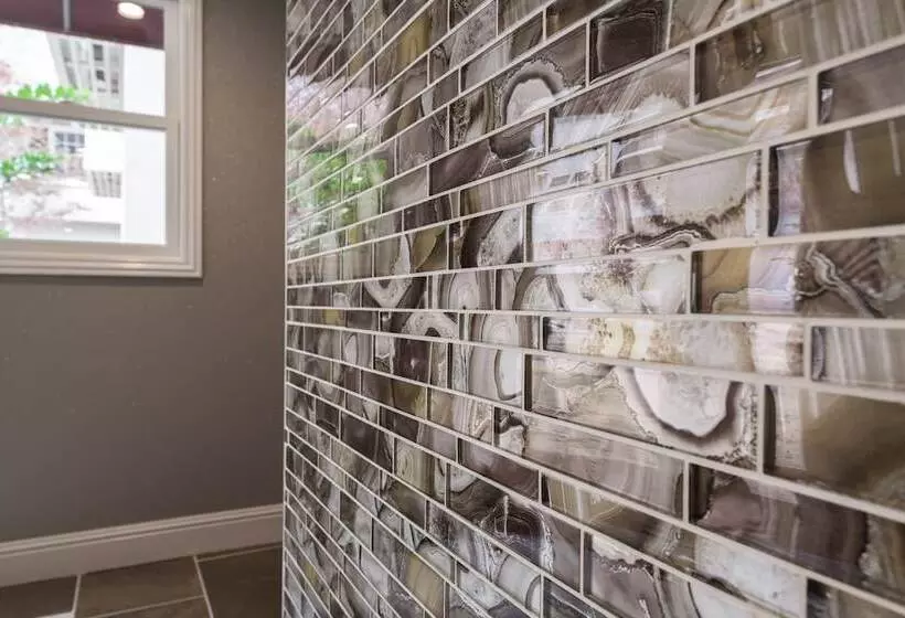 Woodcrest Hotel Cupertino