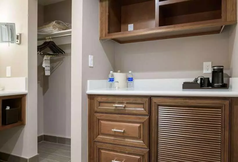 Woodcrest Hotel Cupertino