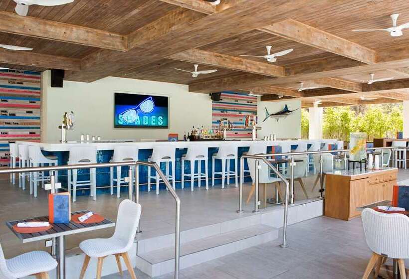 リゾートホテル Hilton Orlando Buena Vista Palace Disney Springs® Area