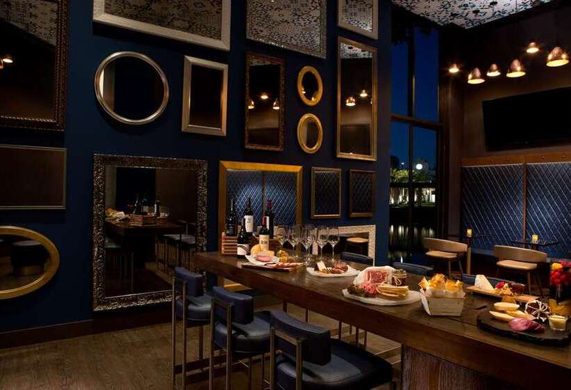 リゾートホテル Hilton Orlando Buena Vista Palace Disney Springs® Area