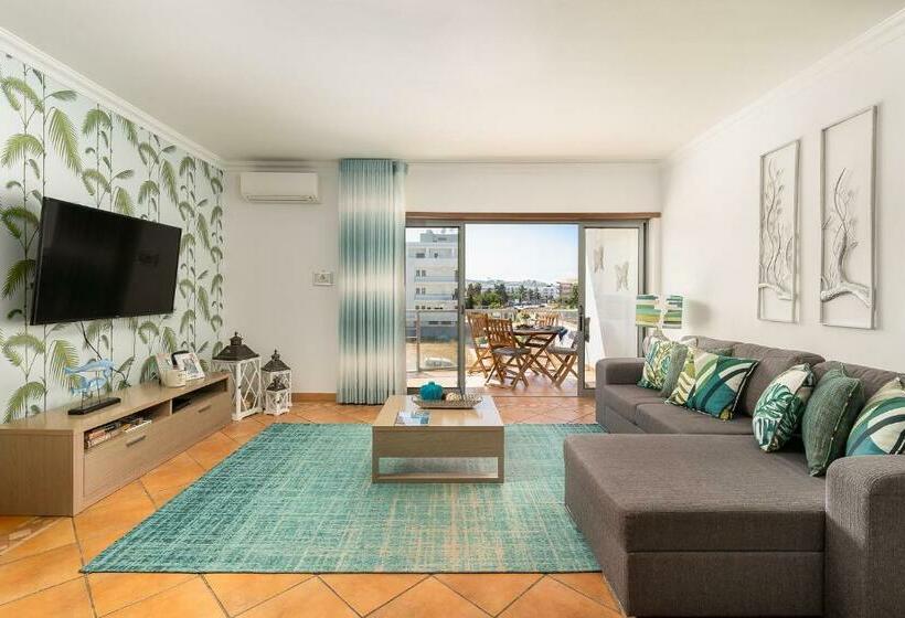 Sea La Vie Beach & Golf Apartment