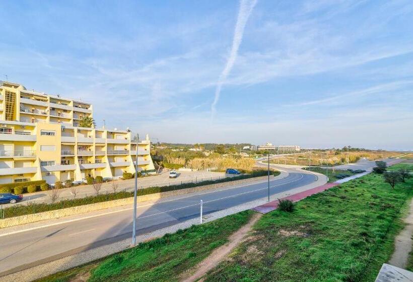 Sea La Vie Beach & Golf Apartment