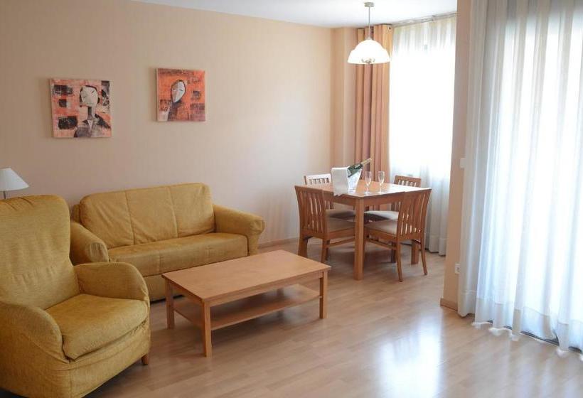 Aparthotel  Huesca