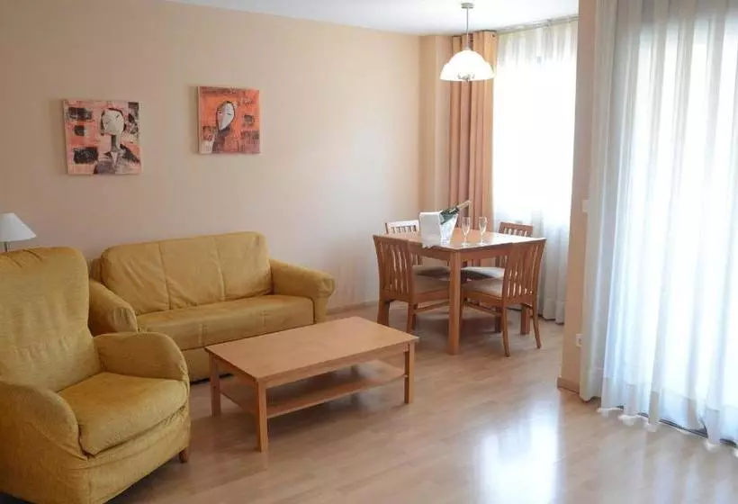 Aparthotel  Huesca