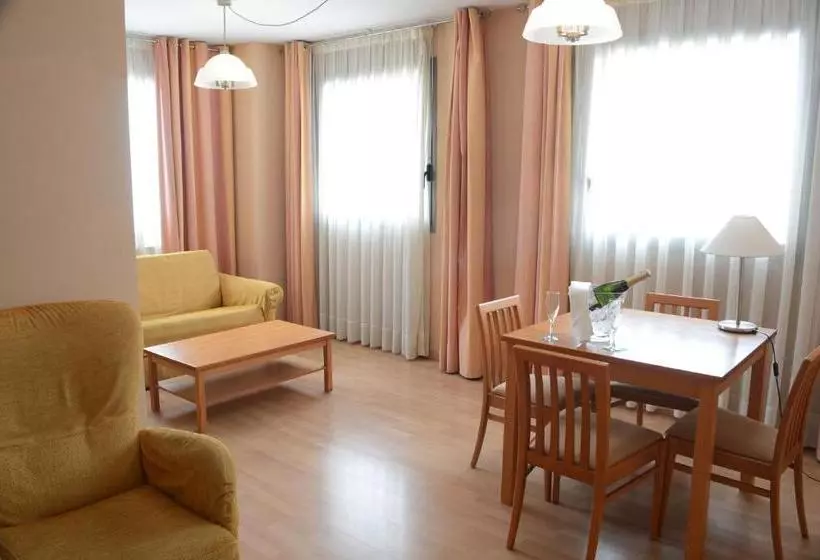 Aparthotel  Huesca