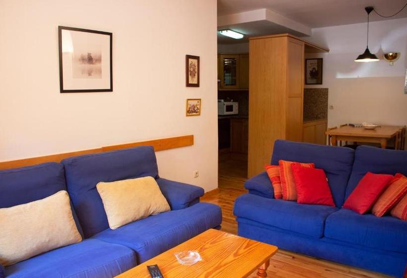 Apartamentos Ball Benas Benasque