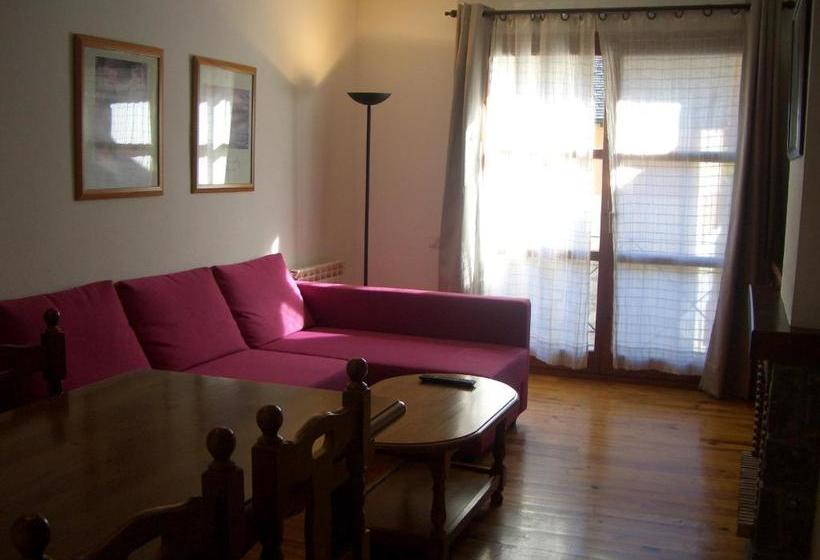 Apartamentos Ball Benas Benasque