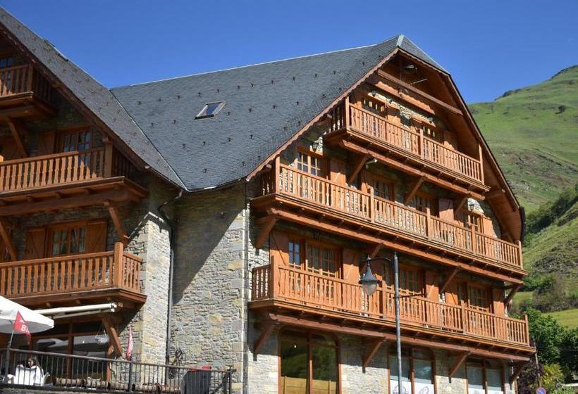 Apartamentos Deth Camin Reiau