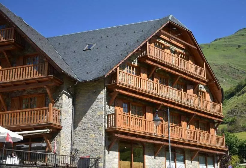 Apartamentos Deth Camin Reiau