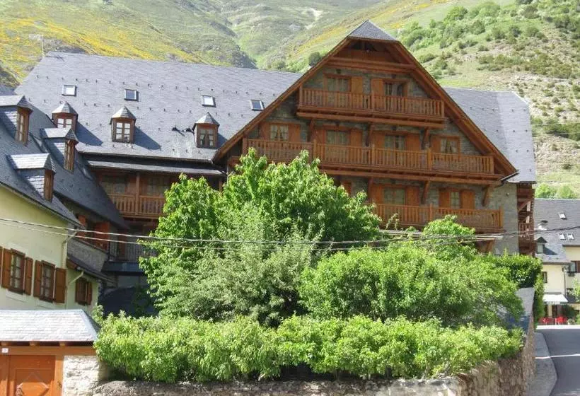 Apartamentos Deth Camin Reiau