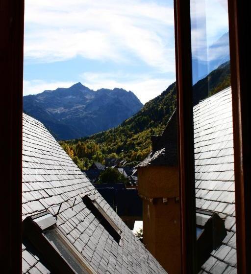 Apartamentos Deth Camin Reiau