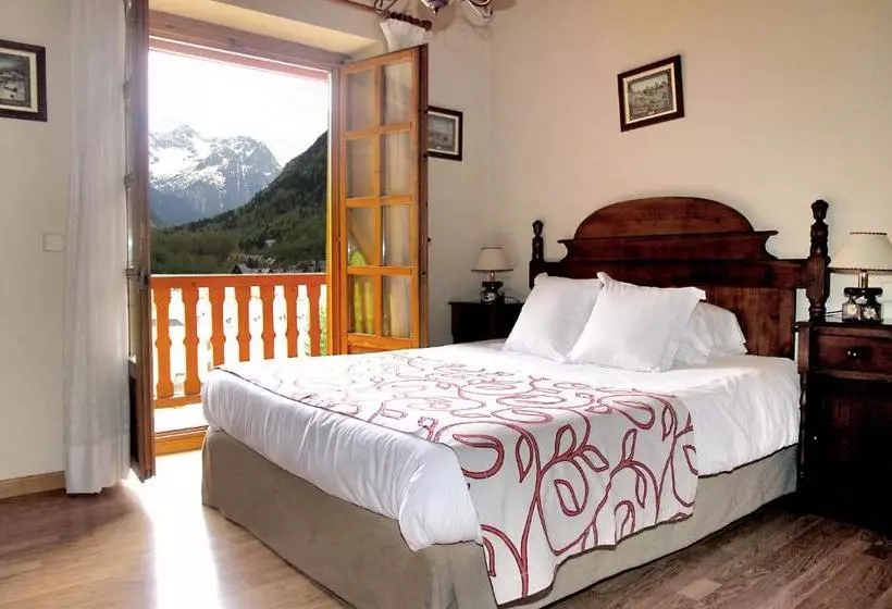 Apartamentos Deth Camin Reiau