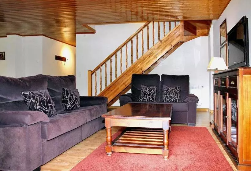 Apartamentos Deth Camin Reiau