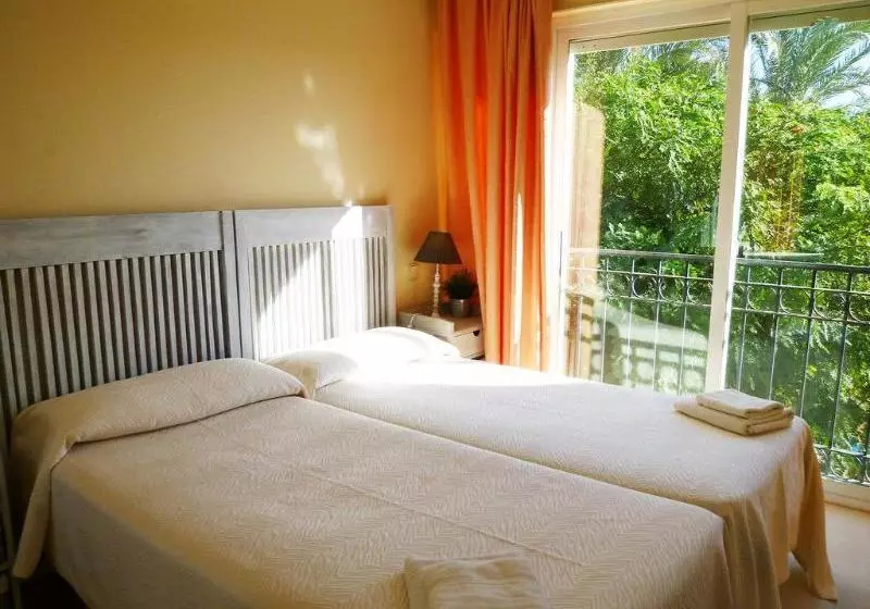 Apartamentos Hacienda Beach