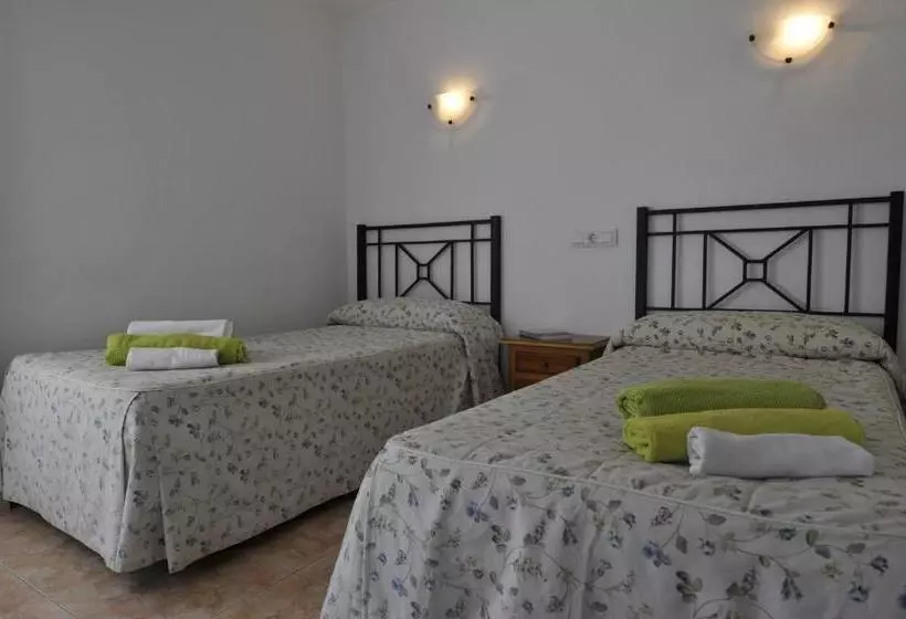 פונדק Hospedaje Facundo