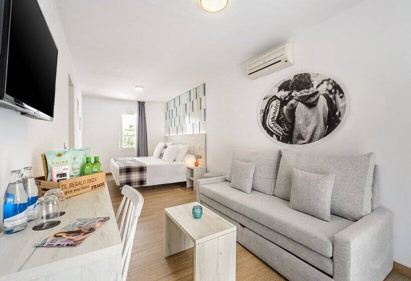 簡易ホテル Vibra Lei Ibiza - Adults Only