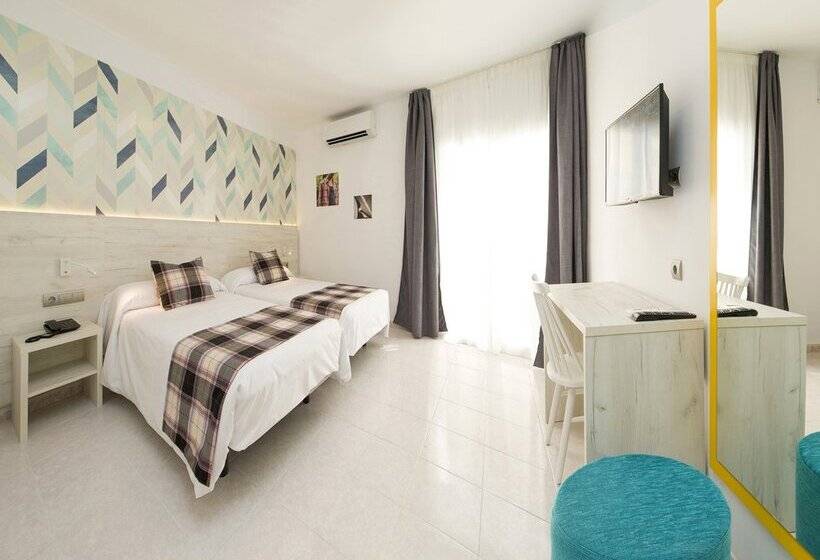 簡易ホテル Vibra Lei Ibiza - Adults Only