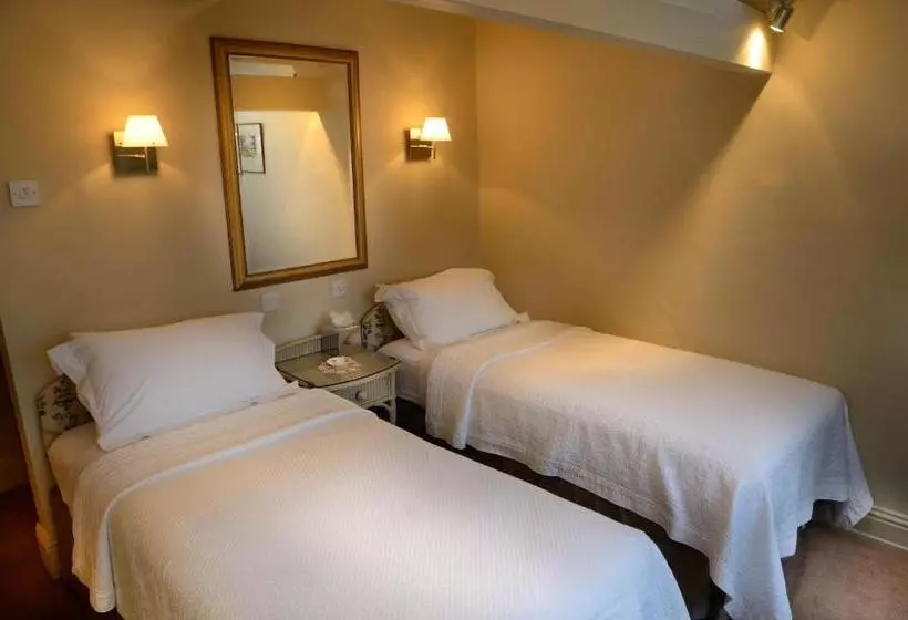 ホテル Clare House