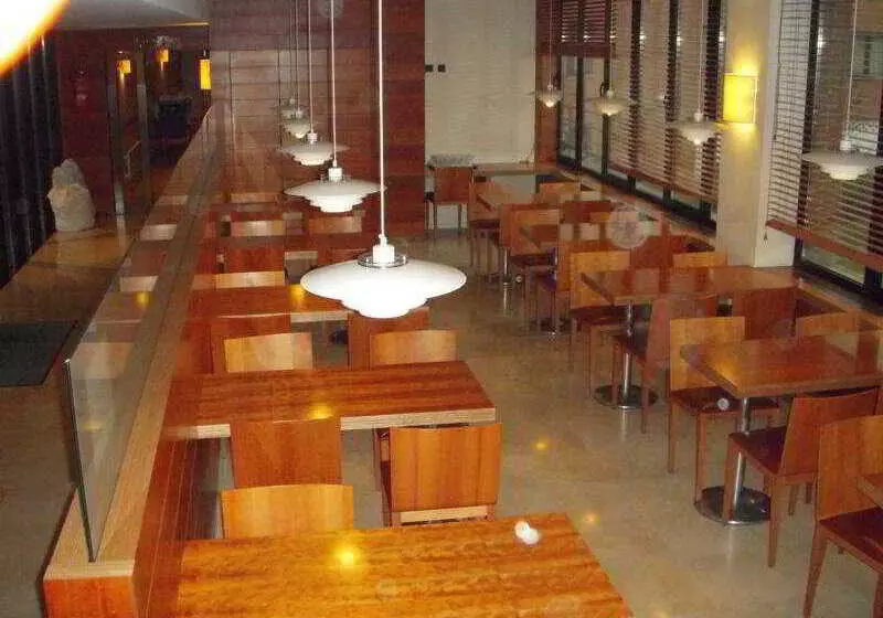 Отель Duque De Wellington