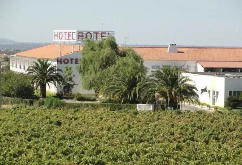 هتل Estremoz