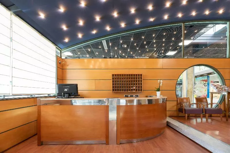 هتل Exe Area Central