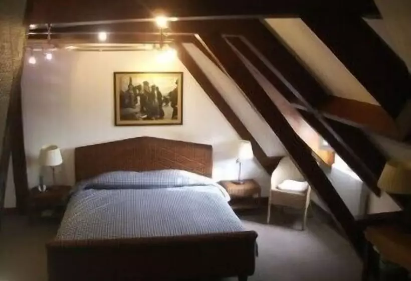 هتل Hôtel Jean De Bruges