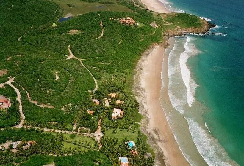 호텔 Las Alamandas