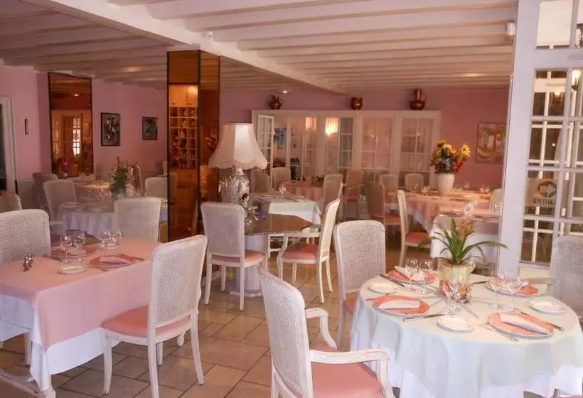 בית מלון כפרי Le Central