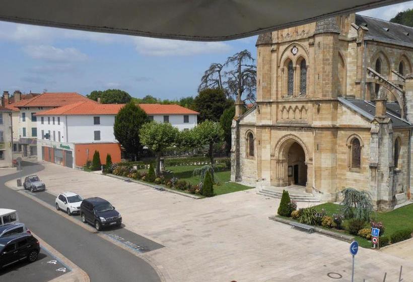 ホテル Le Central