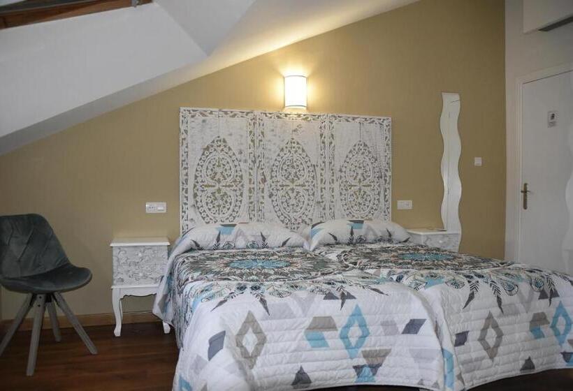 ホテル Los Acebos Cangas