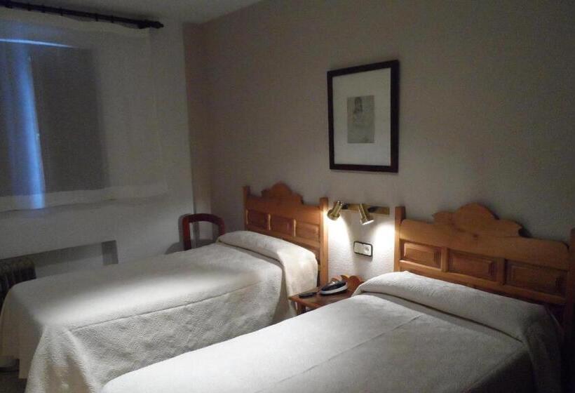 Отель Los Hidalgos