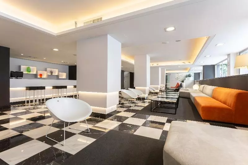 هتل Monte Carmelo