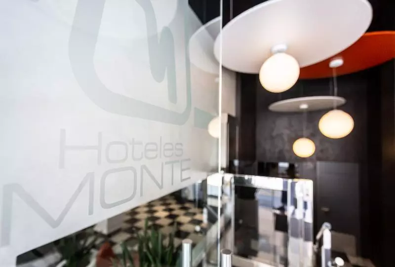 هتل Monte Carmelo