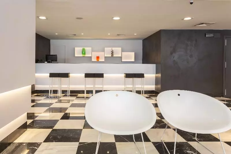 هتل Monte Carmelo