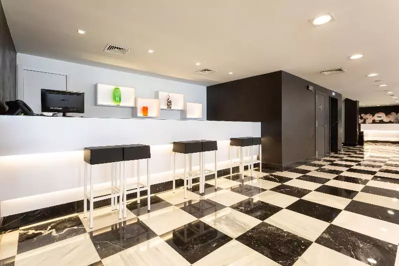 هتل Monte Carmelo